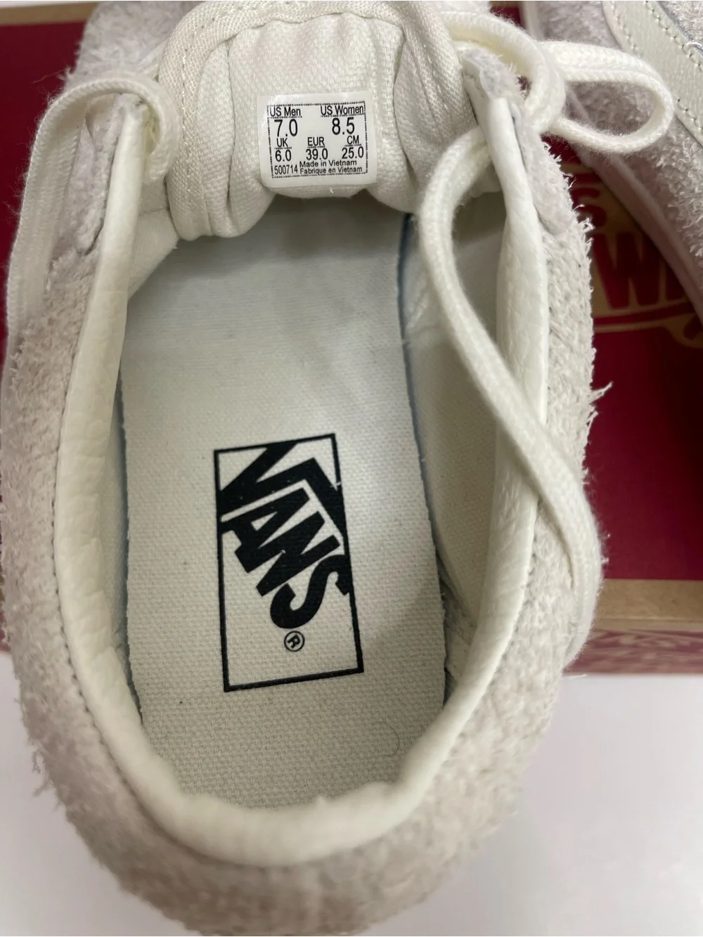 Vans Old Skool Fuzzy Suede Sherpa Marshmallow M7 W8.5